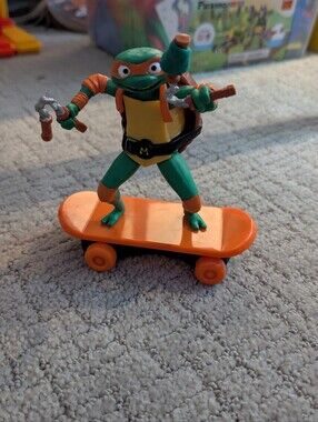Orange Teenage Turtle Skateboard Action Figure - Kids Toys